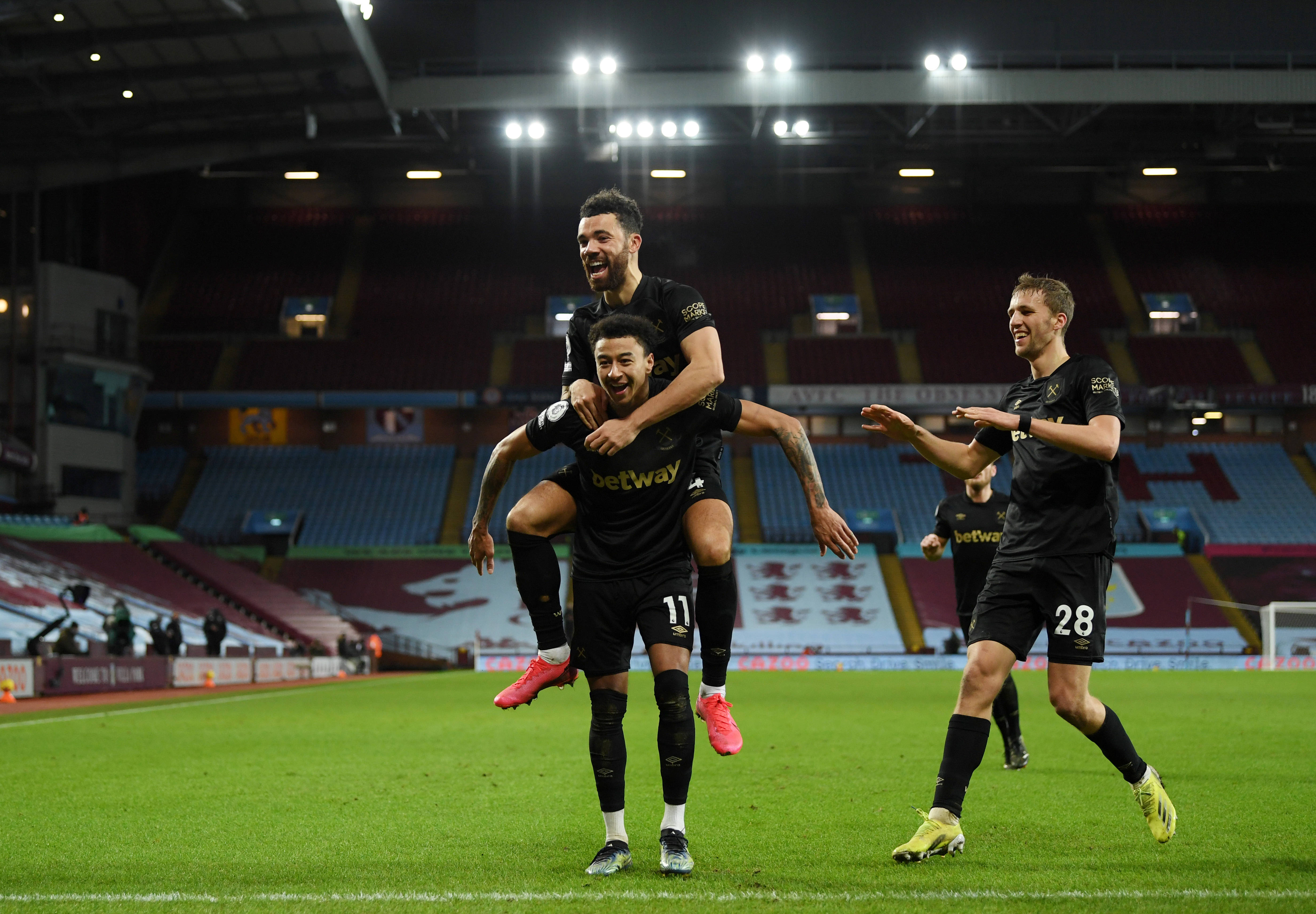 勇士伤病更新：库明加&霍福德确认可出战76人