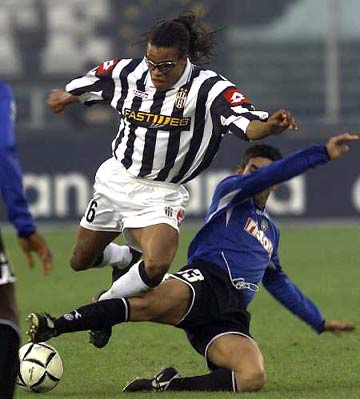 记者：诺伊尔胃肠道感染恢复，本轮可以出战