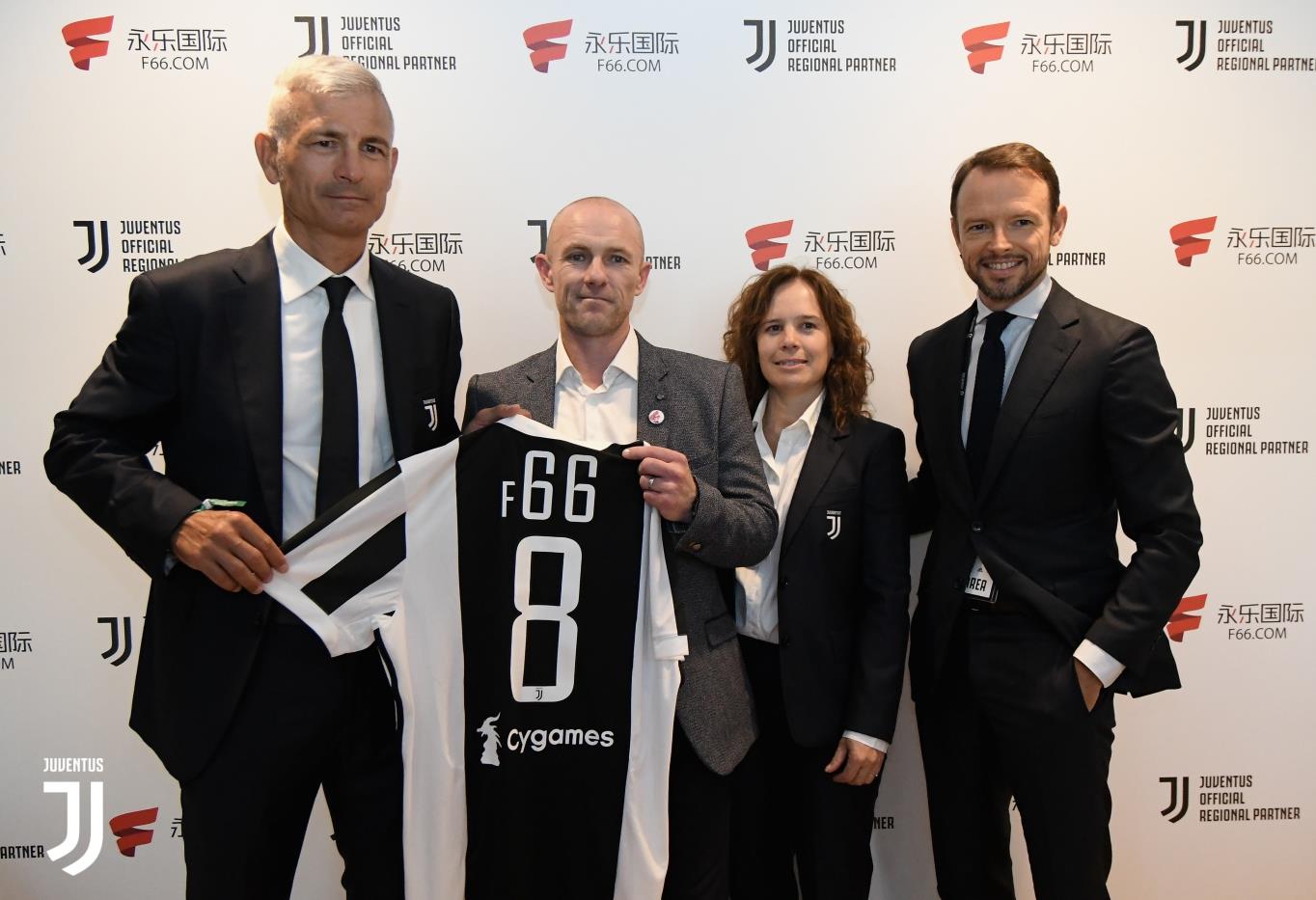 6场6球7助！官方：梅西当选2025赛季美职联季后赛MVP